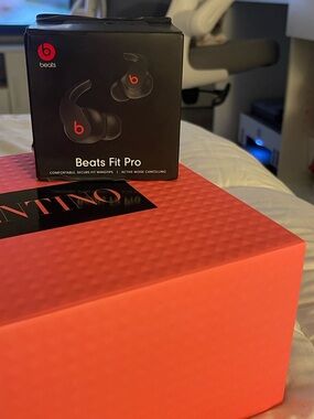 Beats by Dre Beats Fit Pro Earbuds - Black with Red Accents